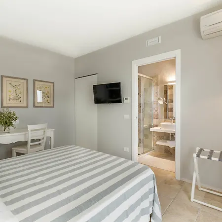 Tenuta Petra Bianca Hotel Palau