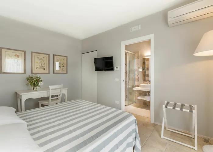 Tenuta Petra Bianca Hotel Palau