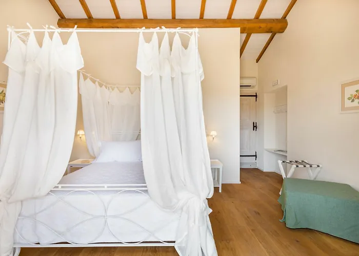 Tenuta Petra Bianca Hotel 4*